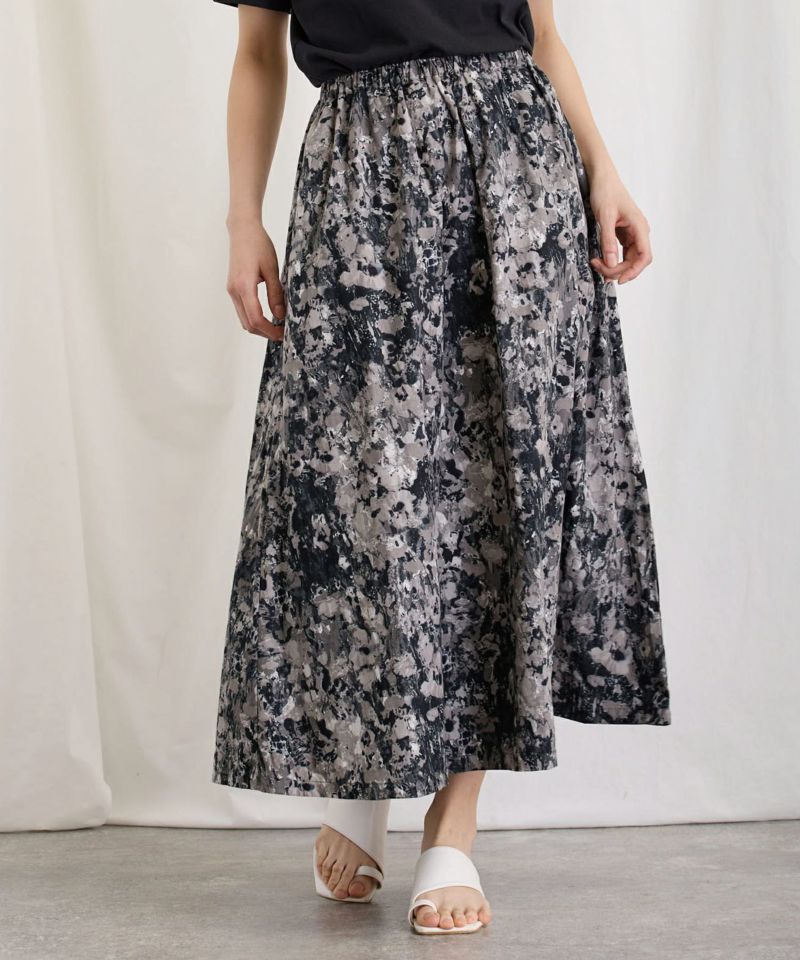 SALE／37%OFF】 日本製 花柄スカート 華やかで美しい M相当 ひざ丈