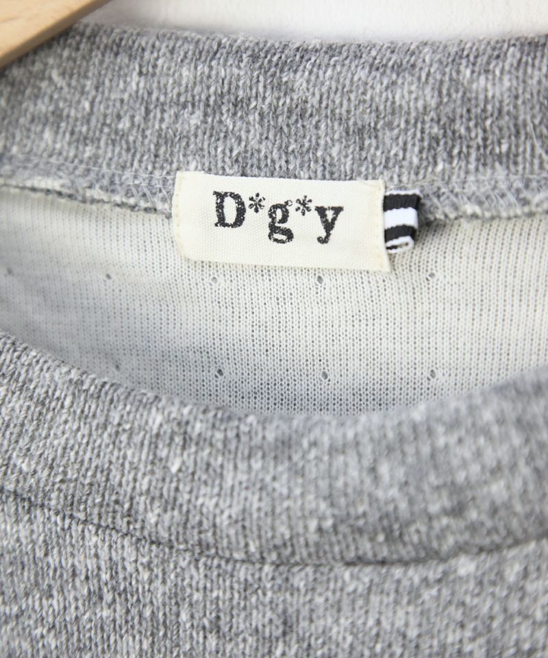 D*g*y(ディージーワイ)後切替長袖プルオーバー